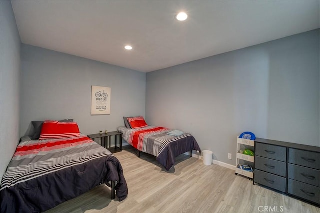 2318 Cranesbill Pl, Avila Beach, CA 93424 - bedroom with wood finished floors and recessed lighting