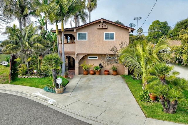 view of front of home with stucco siding