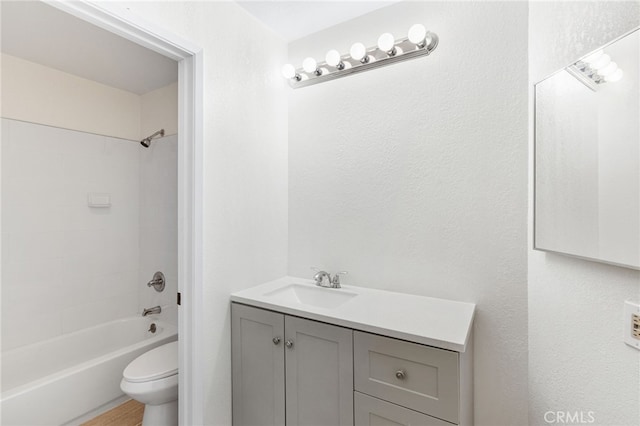 1 Brandy Ln Unit 23, Aliso Viejo, CA 92656 - full bathroom with toilet, vanity, and shower / washtub combination