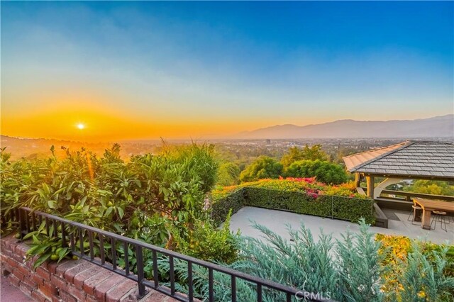 2333 N Coronet Ct, Covina, CA 91724 - mountain view