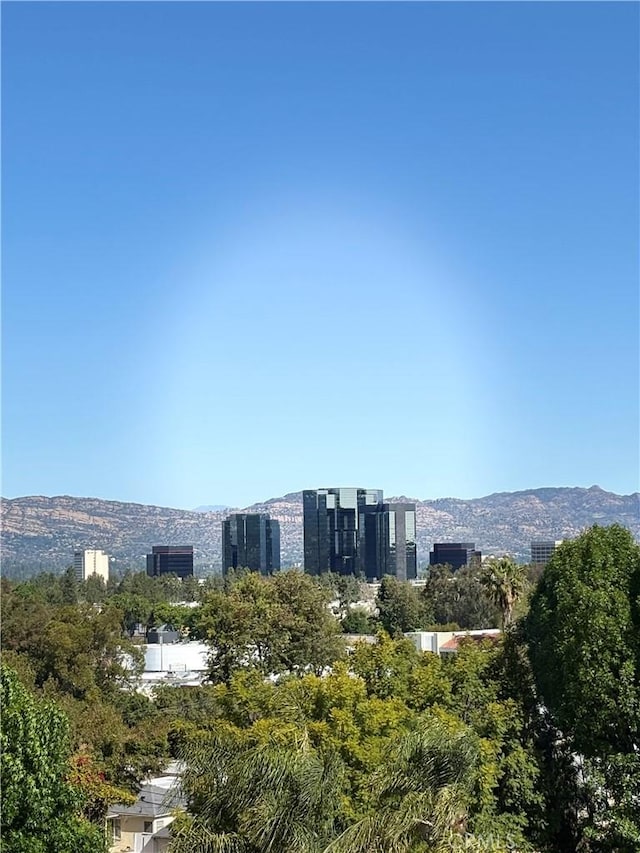 5119 Escobedo Dr, Woodland Hills, CA 91364
