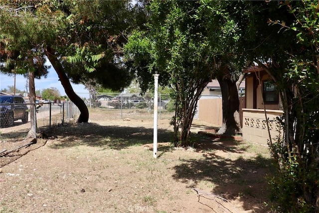 16226 Pine St, Hesperia, CA 92345 - view of yard featuring fence