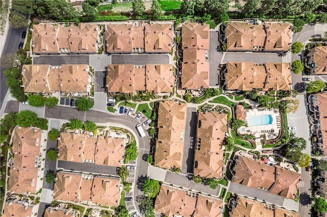 birds eye view of property featuring a residential view