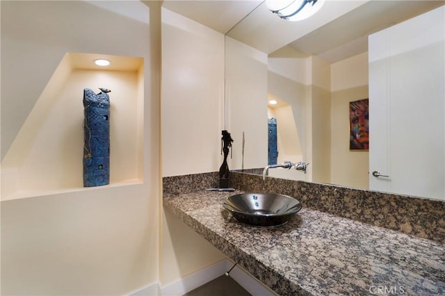 bathroom featuring a sink