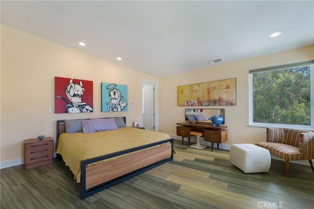 bedroom featuring visible vents, baseboards, recessed lighting, and wood finished floors