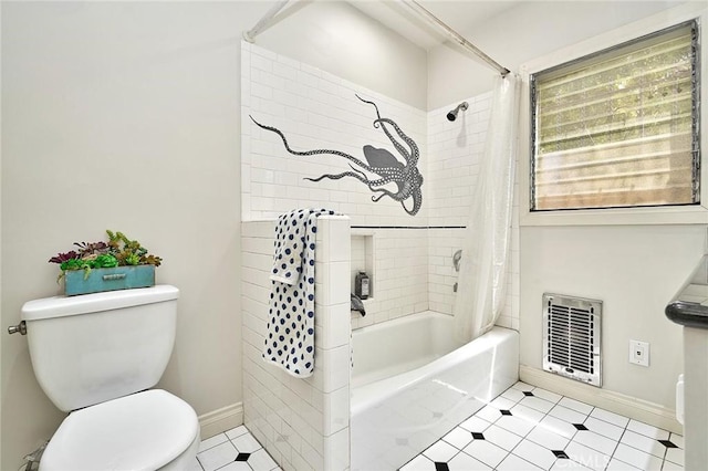 bathroom with toilet, shower / bathtub combination with curtain, baseboards, and heating unit