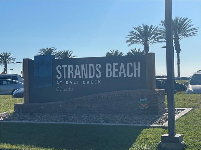 33922 Manta Ct, Dana Point, CA 92629 - community sign with a yard and uncovered parking