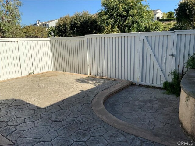 33922 Manta Ct, Dana Point, CA 92629 - view of patio featuring fence