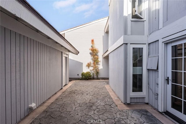 33922 Manta Ct, Dana Point, CA 92629 - view of side of home with a patio