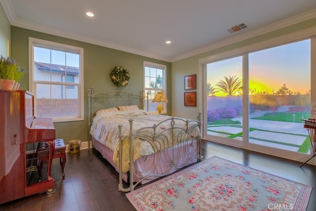 bedroom featuring multiple windows, access to exterior, visible vents, and recessed lighting