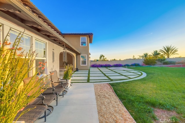 view of yard with a patio area