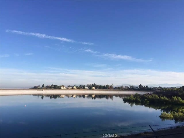 960 S Joliet Cir, Anaheim Hills, CA 92807 - water view