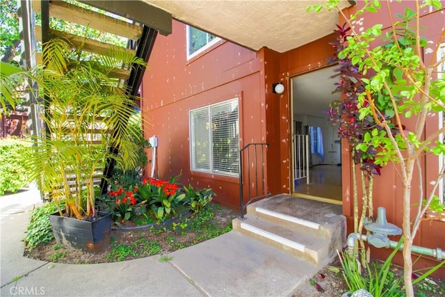 view of exterior entry