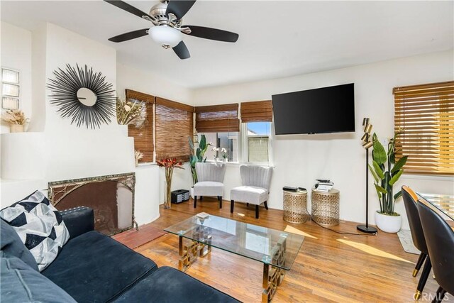 3104 Ocean Dr, Manhattan Beach, CA 90266 - photo 5