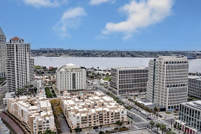 700 W E St Unit 2802, San Diego, CA 92101 - view of city featuring a large body of water
