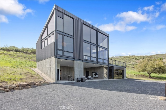view of front of house