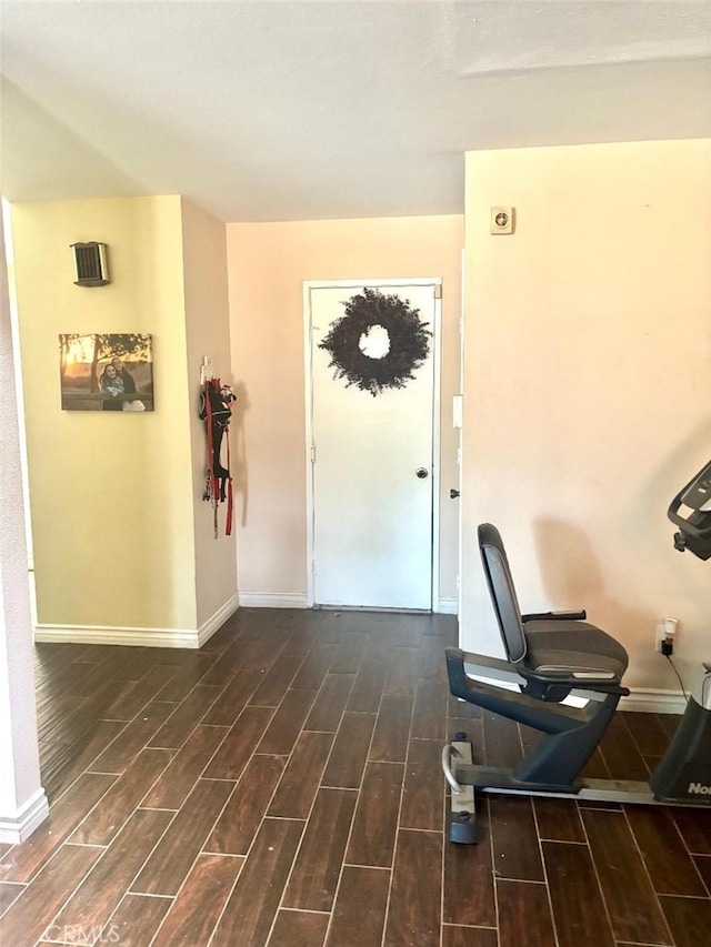 5829 Aurora Ave, Jurupa Valley, CA 91752 - foyer featuring wood finished floors and baseboards