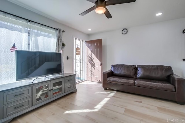 252 Espanas, Escondido, CA 92026 - photo 6