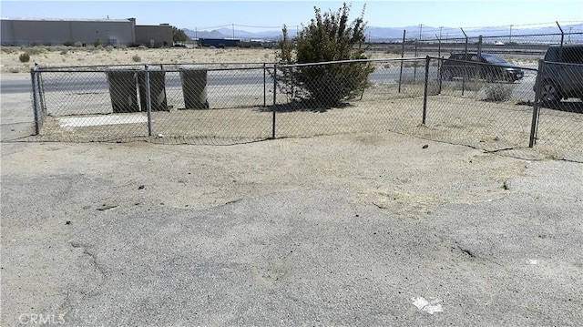 16601 Willow St, Hesperia, CA 92345 - photo 2