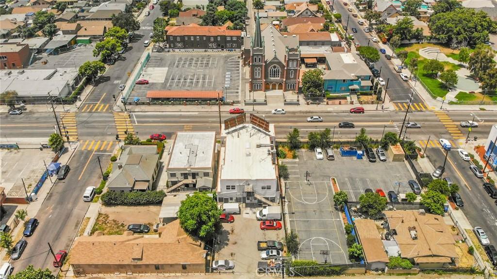 drone / aerial view featuring a residential view