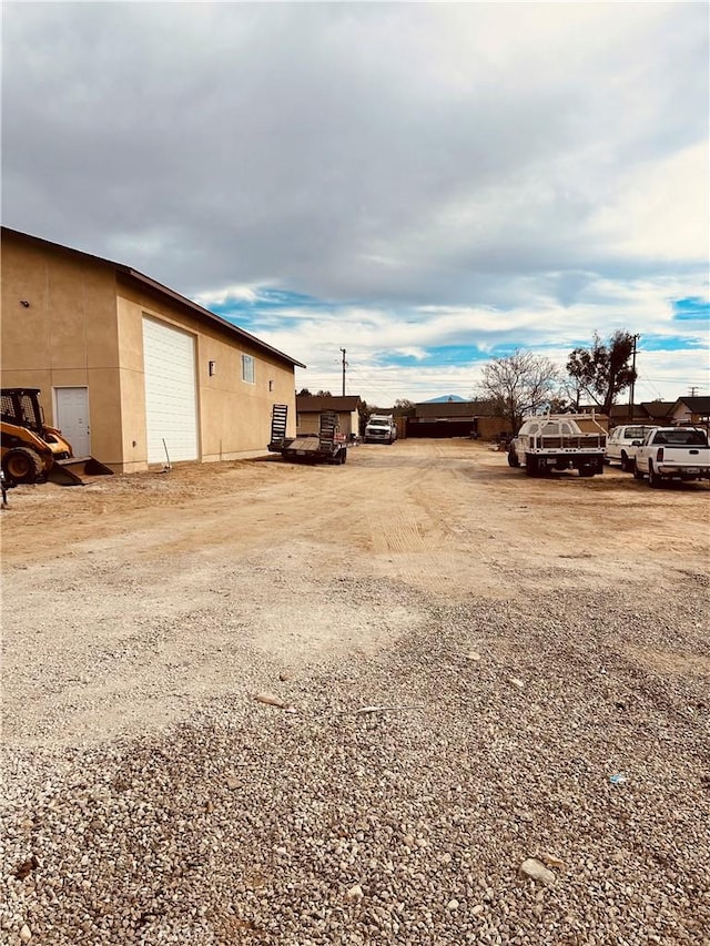 6252 Maloof Ave, Fontana, CA 92336 - view of yard
