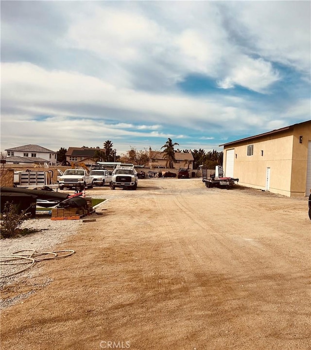 6252 Maloof Ave, Fontana, CA 92336 - view of yard