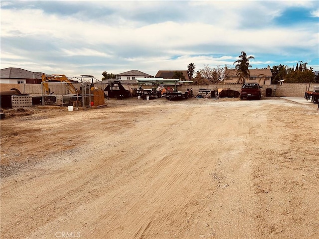 6252 Maloof Ave, Fontana, CA 92336 - view of yard