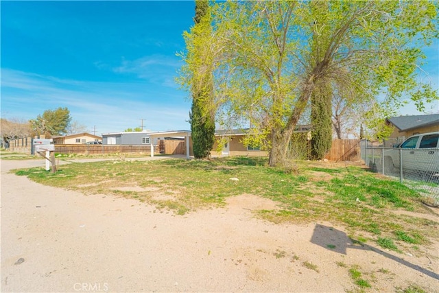 16246 Pine St, Hesperia, CA 92345 - photo 5