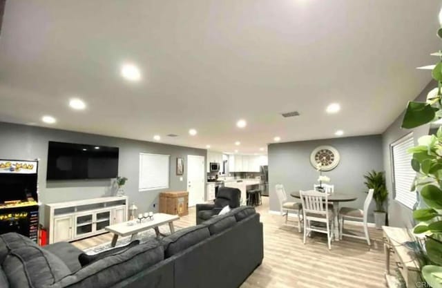 31713175 K St, San Diego, CA 92102 - photo 8