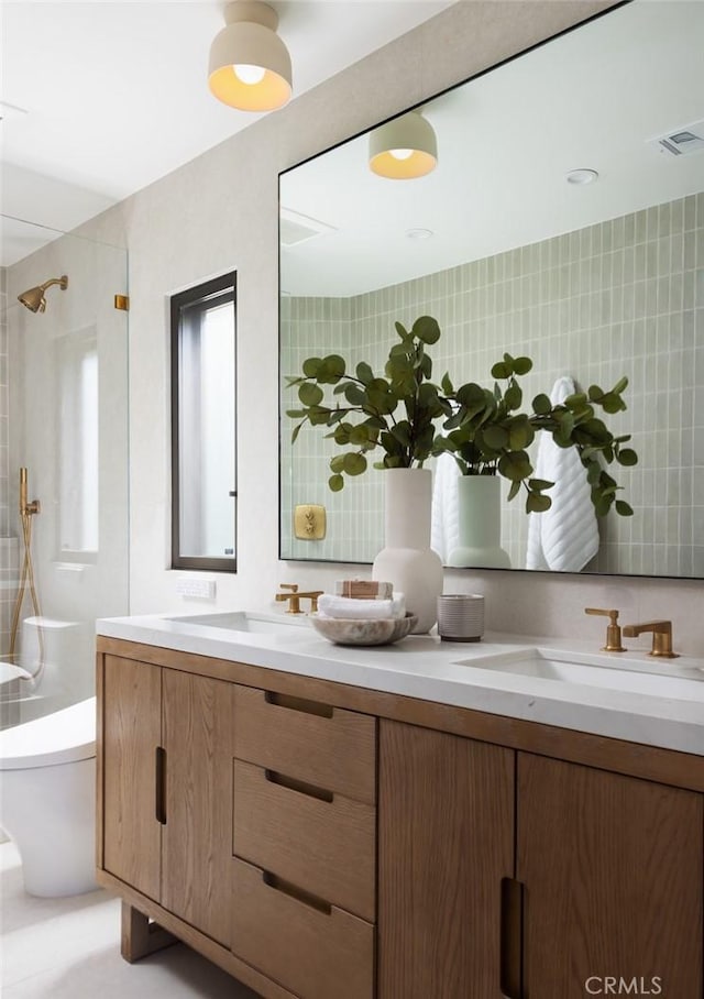 2604 Victoria Dr, Laguna Beach, CA 92651 - full bath with double vanity, toilet, and a shower