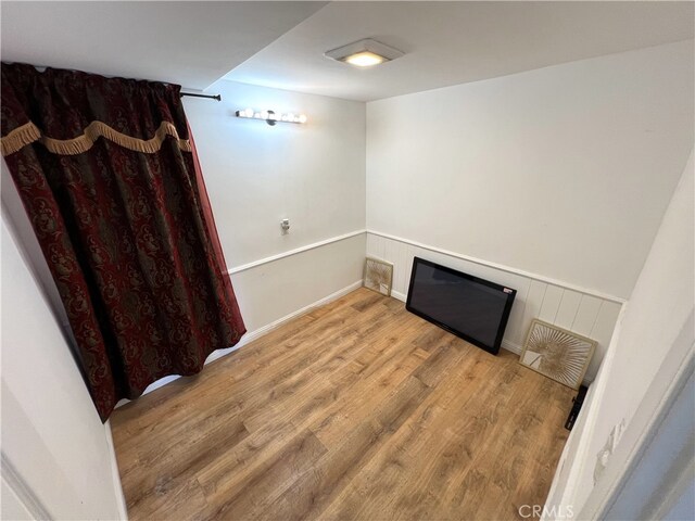 1708 E 3rd St, Los Angeles, CA 90033 - interior space featuring light wood-style flooring and wainscoting