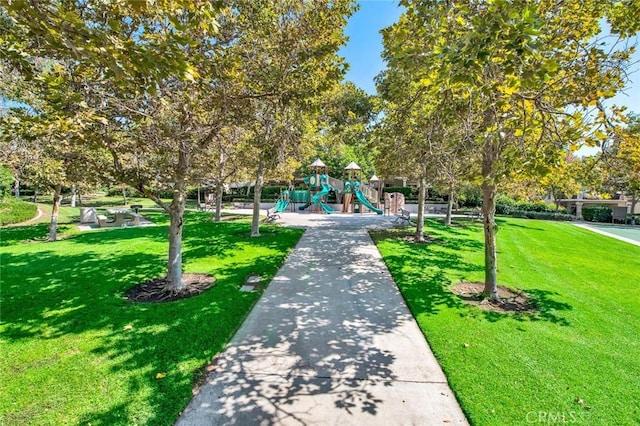 9 Las Piedras, Rancho Santa Margarita, CA 92688 - view of home's community featuring playground community and a yard