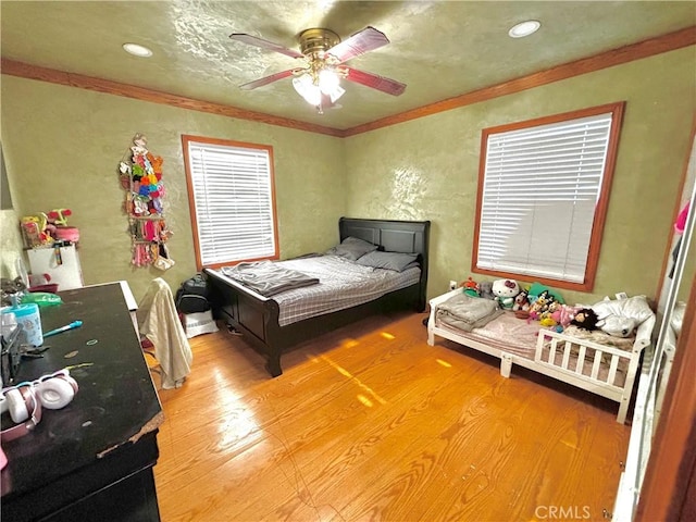 238 Kellog Ave, Fullerton, CA 92833 - bedroom featuring wood finished floors, ornamental molding, a ceiling fan, and recessed lighting