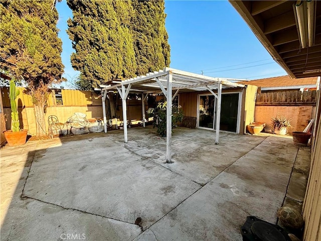 238 Kellog Ave, Fullerton, CA 92833 - fenced backyard featuring a patio