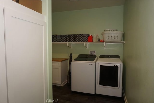 34539 Velvetleaf St, Winchester, CA 92596 - laundry area with separate washer and dryer and dark wood-type flooring