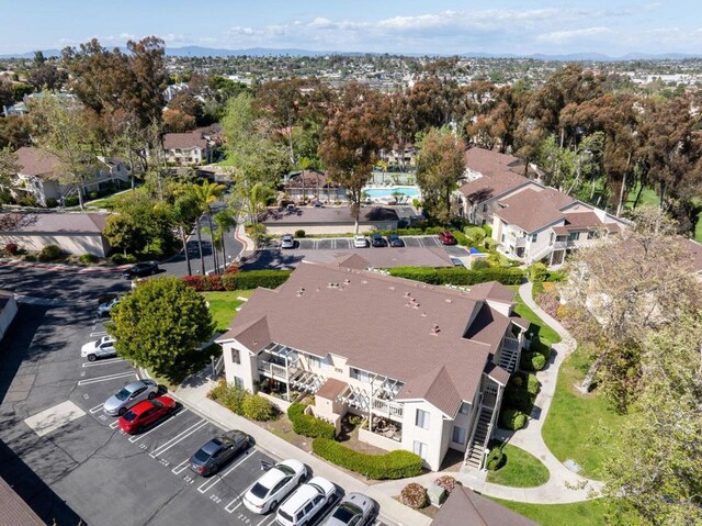 birds eye view of property featuring a residential view