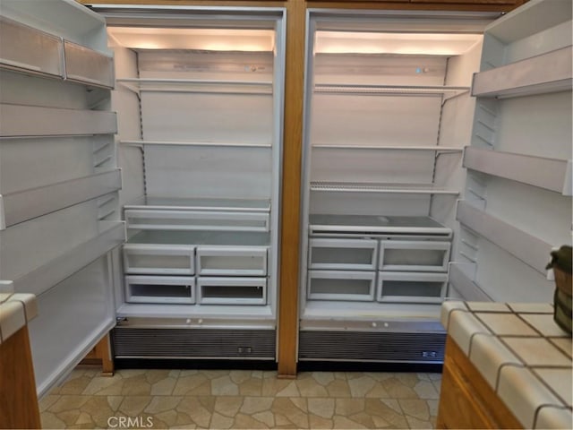 room details with open shelves
