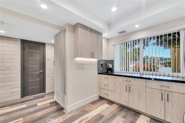 21551 Burbank Blvd, Woodland Hills, CA 91367 - photo 7