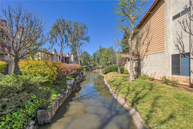 21551 Burbank Blvd, Woodland Hills, CA 91367 - photo 32