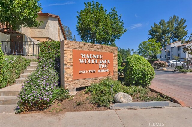 21551 Burbank Blvd, Woodland Hills, CA 91367 - photo 39