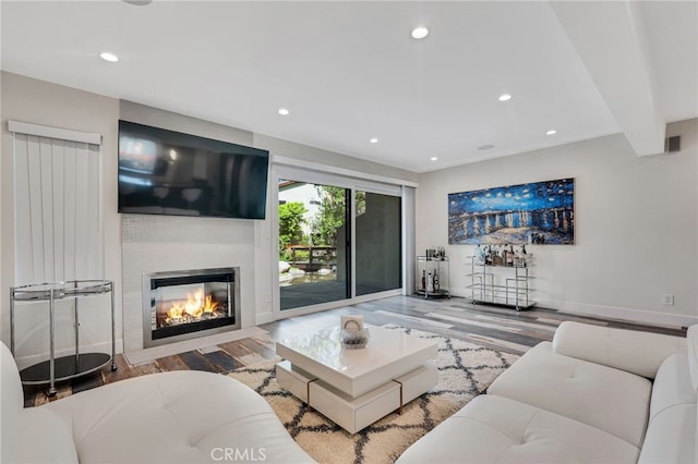 21551 Burbank Blvd, Woodland Hills, CA 91367 - photo 2