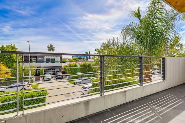 737 N Cherokee Ave, Los Angeles, CA 90038 - view of balcony