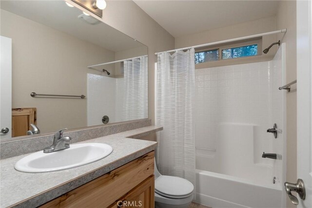 7528 Humboldt Rd, Butte Meadows, CA 95942 - full bath with vanity, toilet, and shower / bath combo