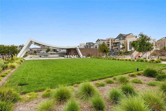 view of yard featuring a residential view