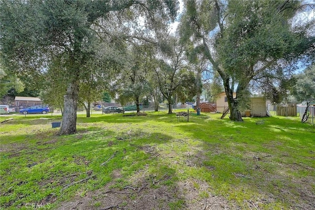 view of yard featuring fence