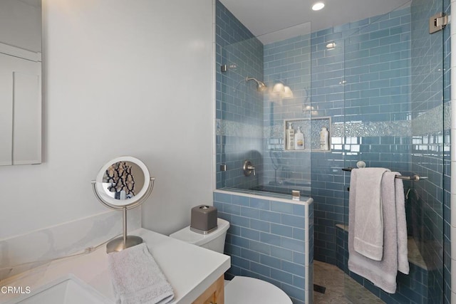 1441 Cleveland Rd, Glendale, CA 91202 - full bath featuring a tile shower, toilet, recessed lighting, and vanity