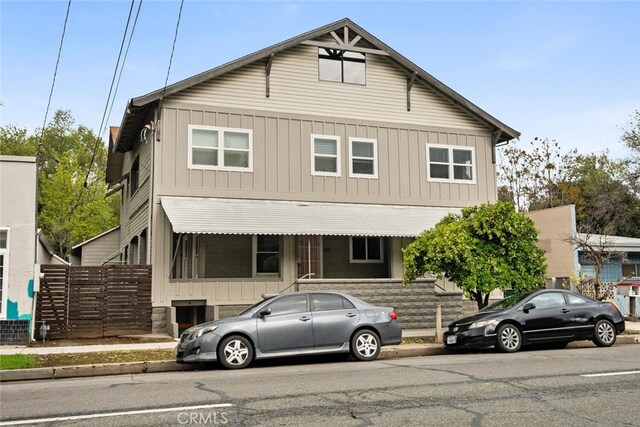 282 E 8th St, Chico, CA 95928 - view of front facade featuring board and batten siding