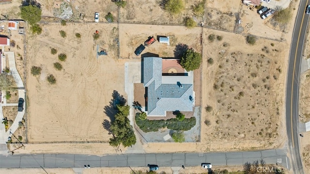 18668 Lemert St, Hesperia, CA 92345 - bird's eye view with a desert view