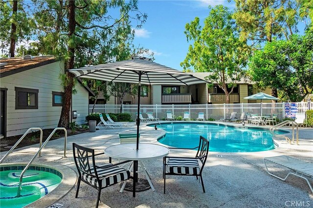 20702 El Toro Rd Unit 379, Lake Forest, CA 92630 - community pool with a patio area and a hot tub