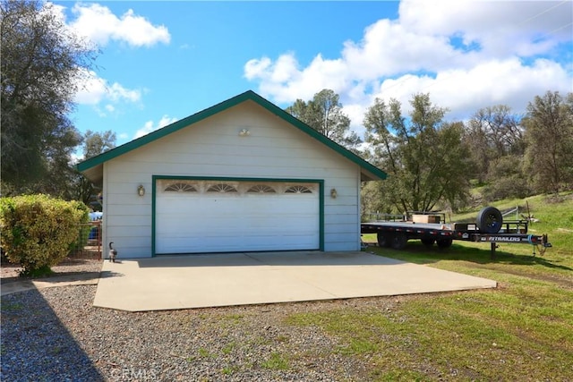 view of detached garage